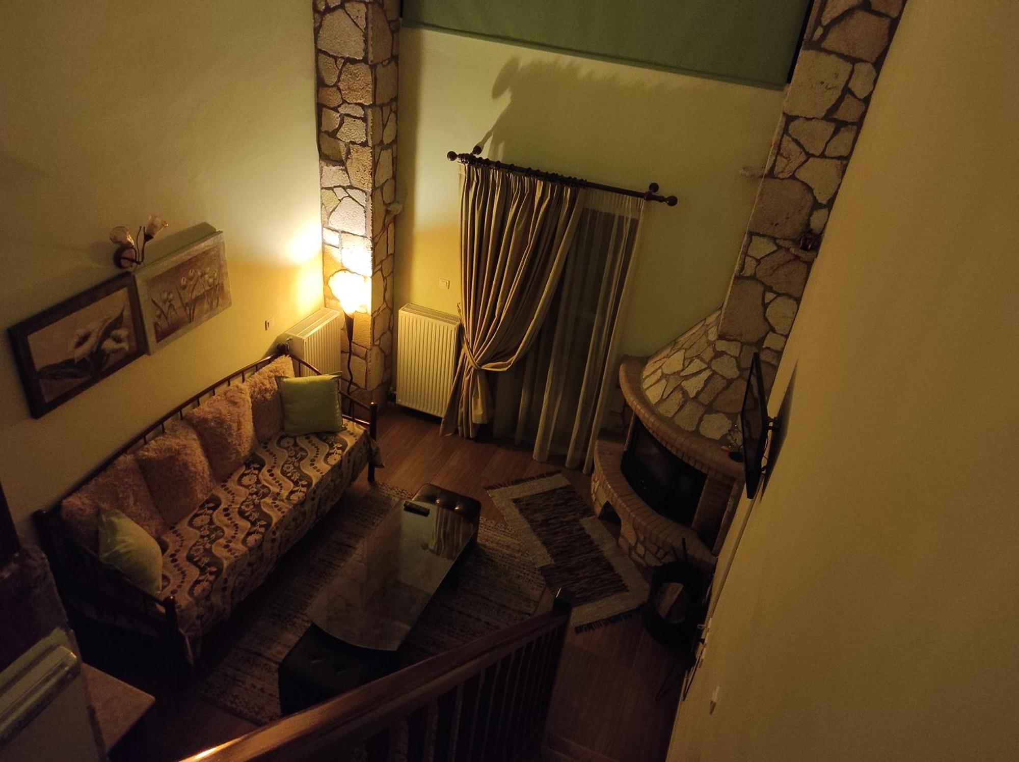 Voreio Selas Guest house *