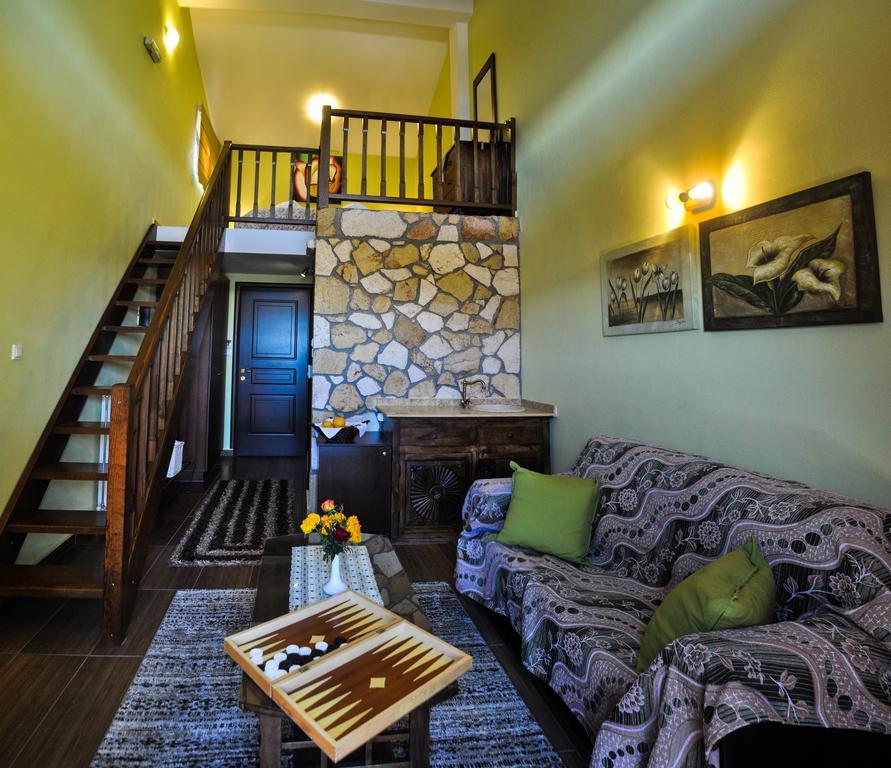 Voreio Selas Guest house